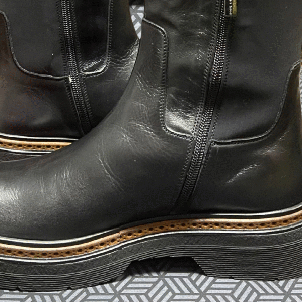 Bota Yanny Pons Quintana