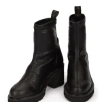 Botín negro de piel Pedro Miralles modelo 24300