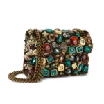 Bolso joya marrón con pedrería Kurt Geiger Kensington modelo 6151935609