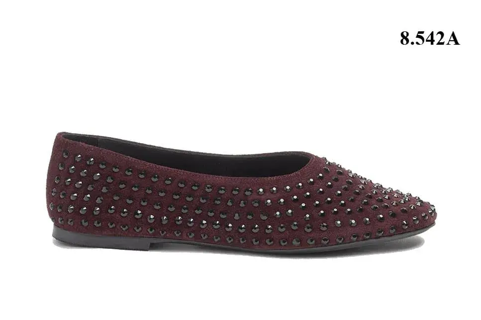 Bailarina burdeos con pedrería Dansi modelo 8542A