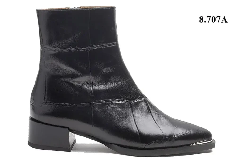 Botín negro de tacón efecto coco Dansi modelo 8707A