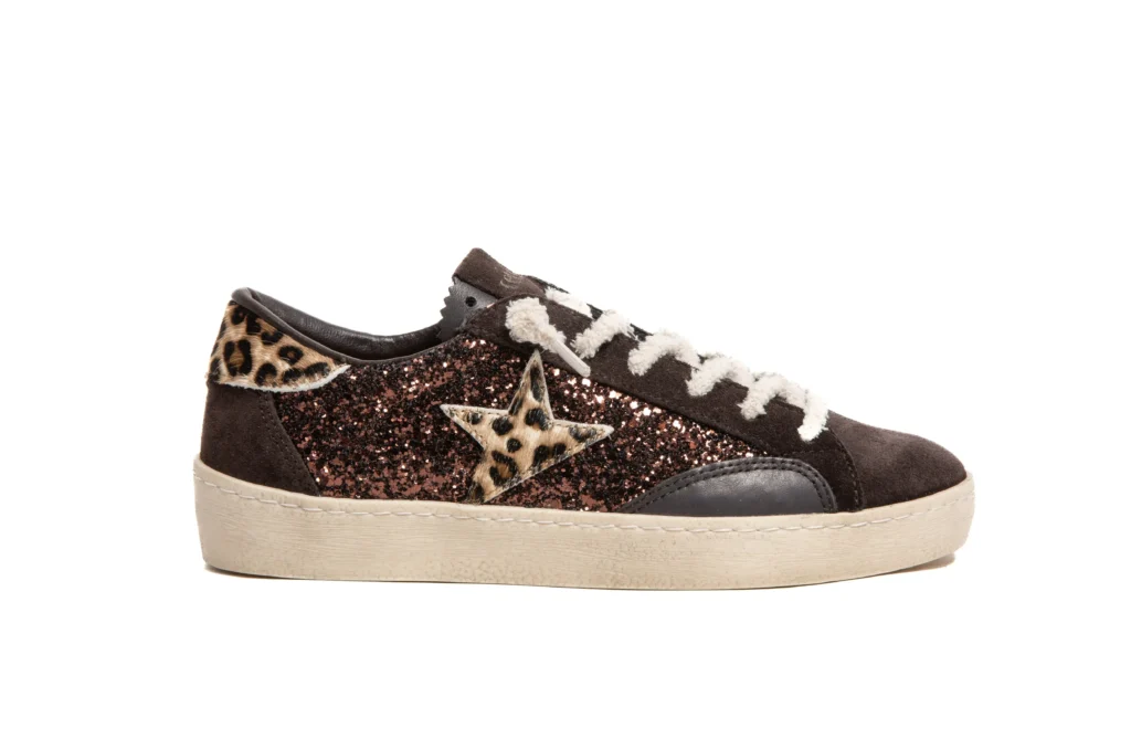 Deportiva moka con glitter y animal print Cetti C-1342