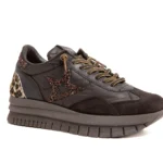 Deportiva Cetti C-1259 XL en tono coffee con ante y detalles animal print