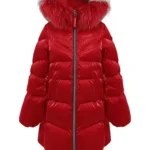 Abrigo acolchado rojo Alita de Dichi con capucha y cuello de pelo