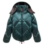 Chaqueta acolchada verde Lassie de Dichi con capucha