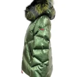 Chaqueta acolchada verde metalizado Morgan de Dichi con cuello de pelo