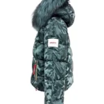 Chaqueta acolchada camuflaje verde Nene de Dichi con cuello de pelo